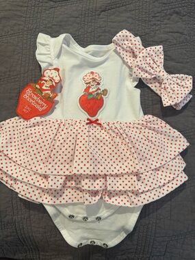 Strawberry Shortcake White & Red Polka Dot Baby One-Piece Bodysuit